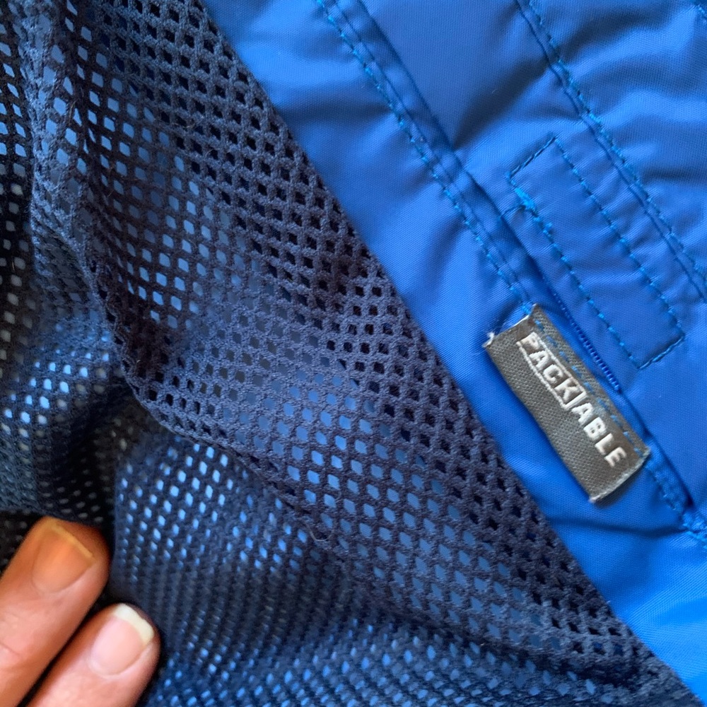 Packable Columbia Jacket Size Medium - image 5